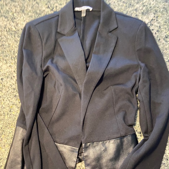 Dkny Jackets & Blazers - Dkny blazer